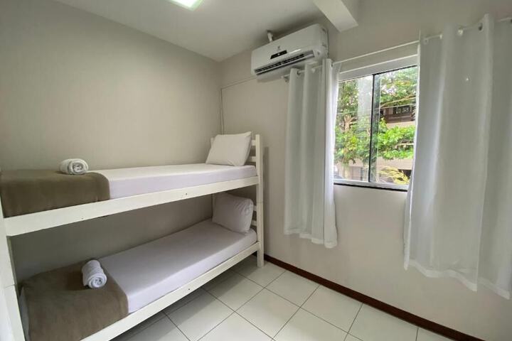 Room 27 of 79