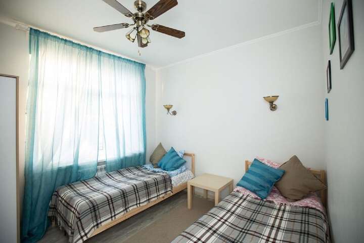 Room 5 of 41
