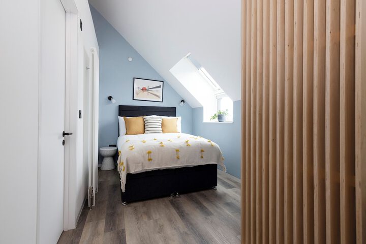 Room 47 of 60