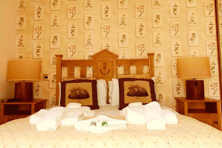 Room 18 of 116