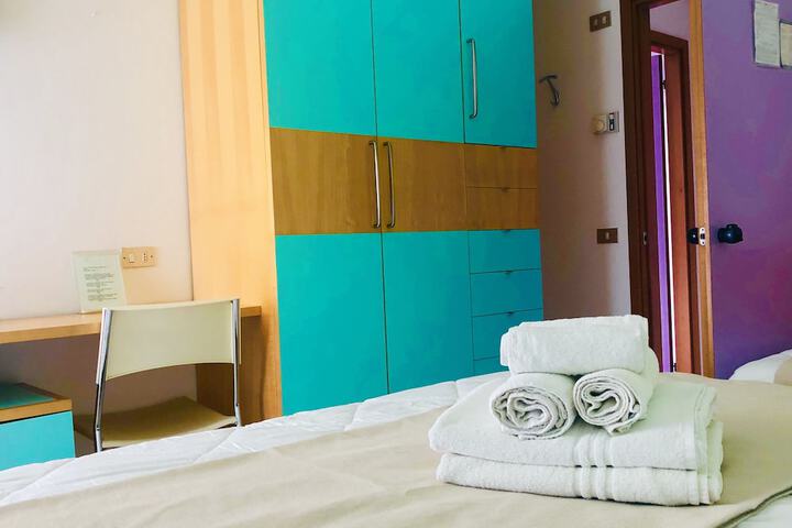 Room 8 of 39