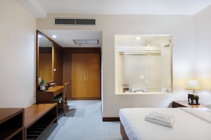 Room 39 of 68