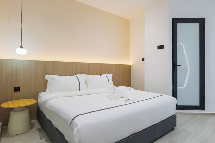 Room 28 of 139