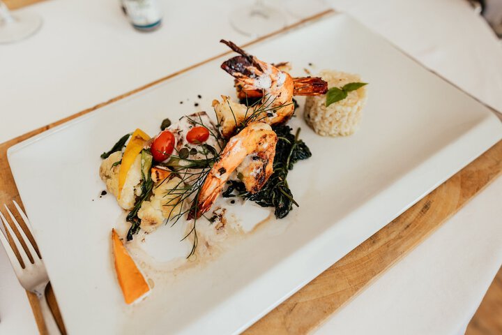 Dining 44 of 73