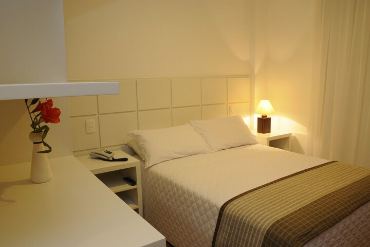 Room 6 of 71