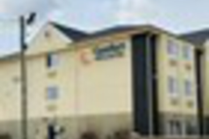 Hotel 182 of 213