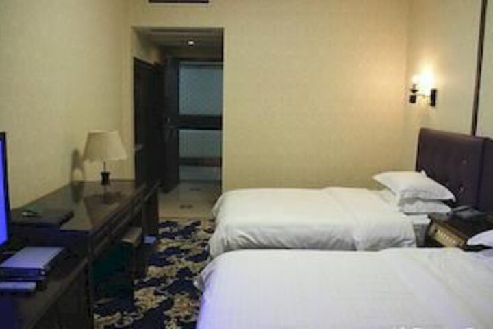 Room 3 of 19