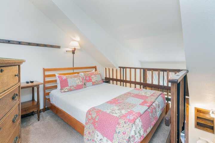Room 2 of 15