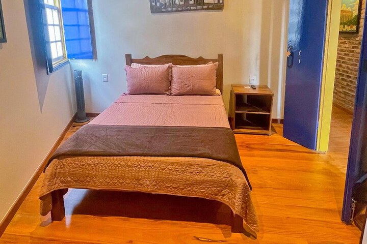Room 21 of 31