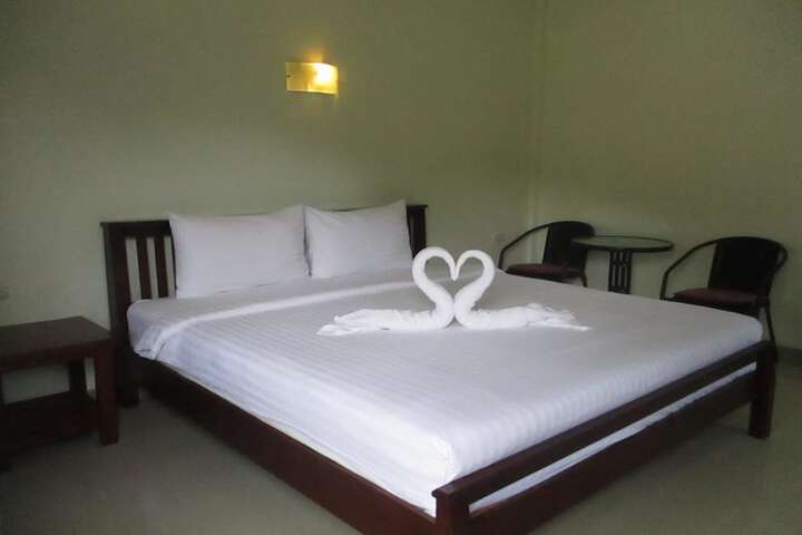 Room 3 of 66