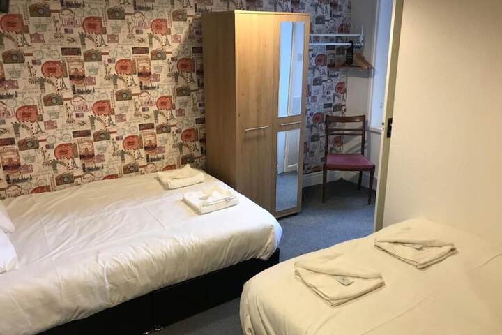Room 18 of 60