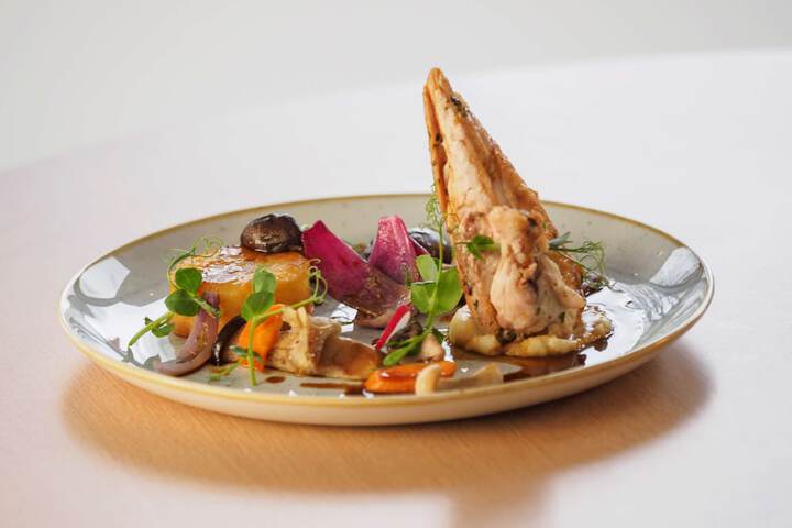 Dining 72 of 108