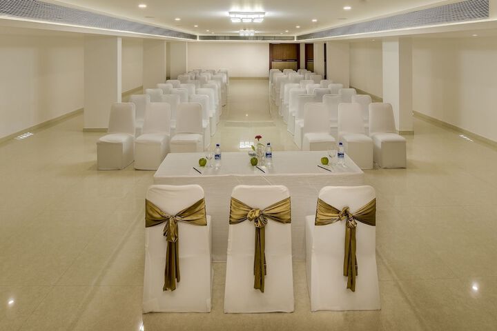 Ballroom/Hall 60 of 67