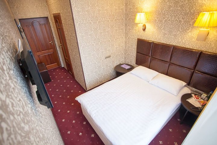 Room 13 of 39
