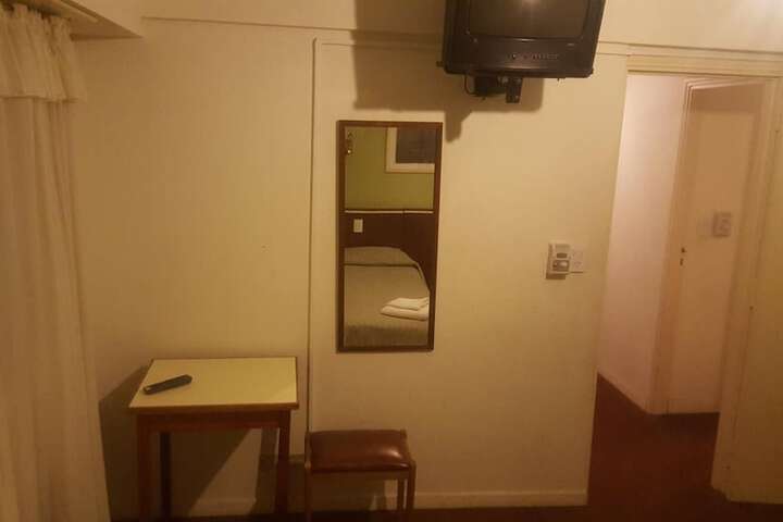 Room 14 of 39