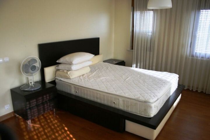 Room 6 of 31