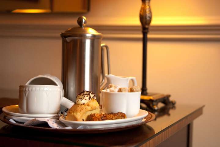 Breakfast/Coffee Service 34 of 50