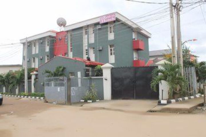 Hotel 7 of 21