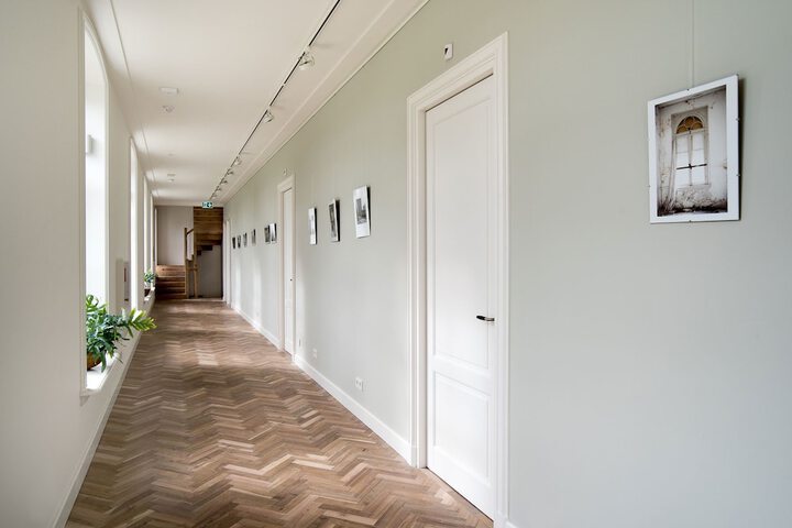 Ballroom/Hall 36 of 42