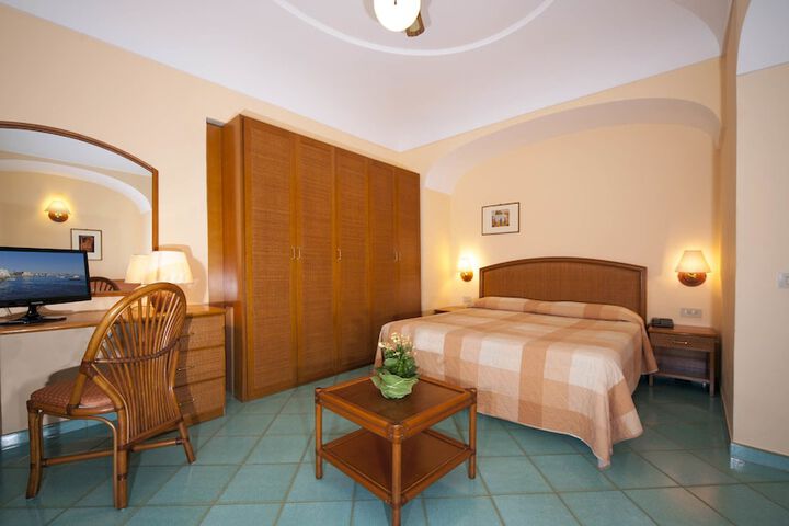 Room 8 of 56
