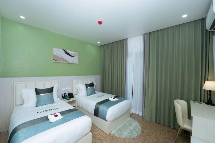 Room 28 of 91