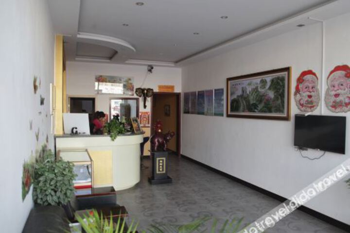 Hotel Interior 5 of 11