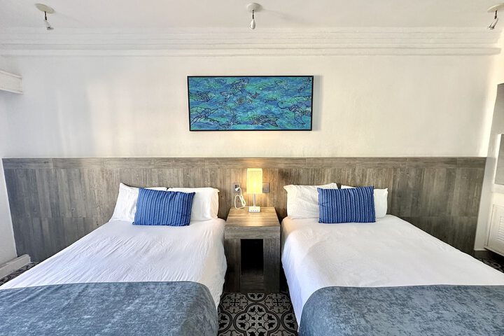 Room 8 of 53