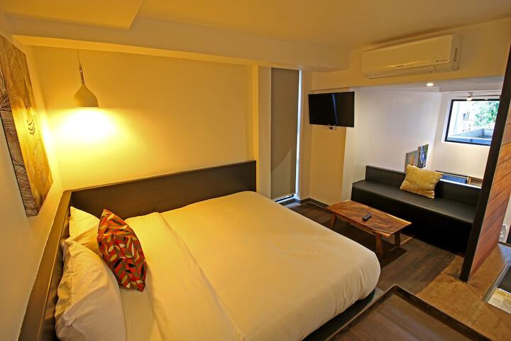 Room 21 of 46