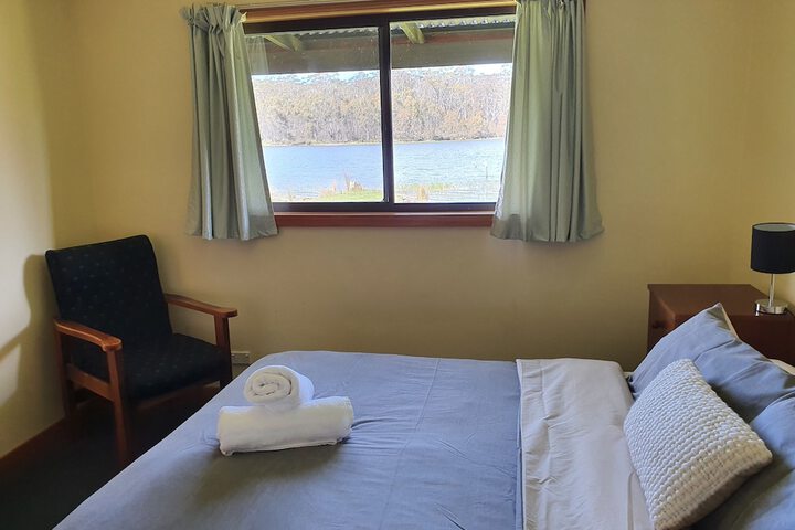 Room 5 of 34