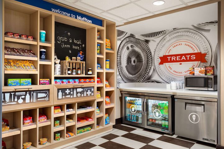 Snack bar