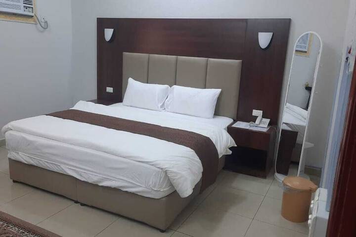 Room 16 of 26