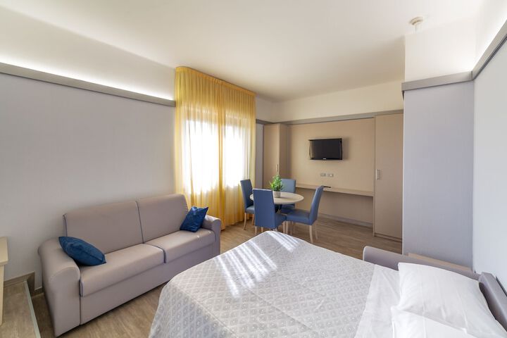 Room 19 of 41