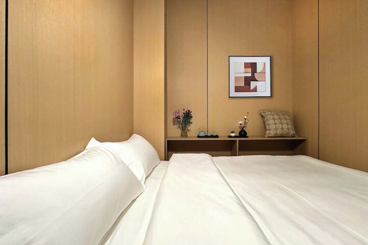 Room 25 of 67