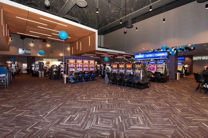 Entertainment 28 of 43