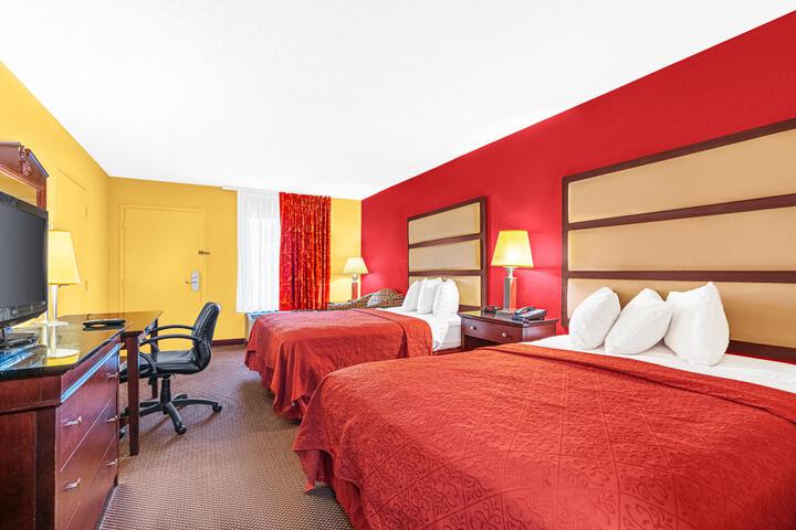 Room 9 of 25