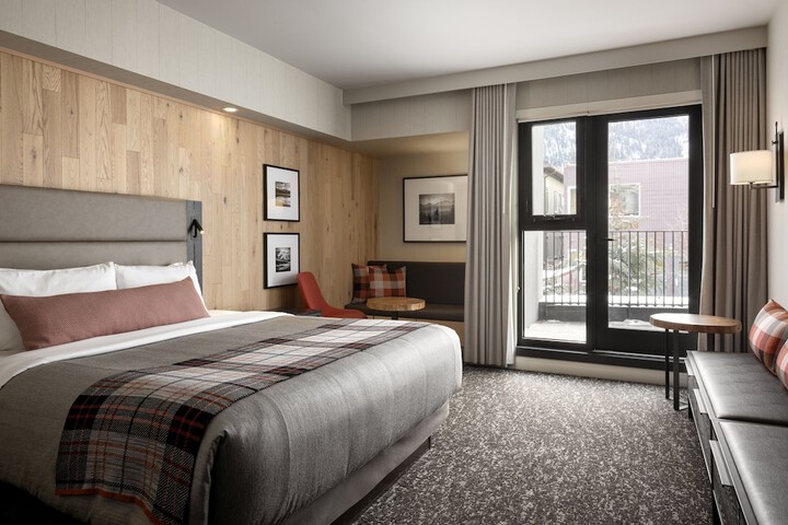 Room 10 of 53