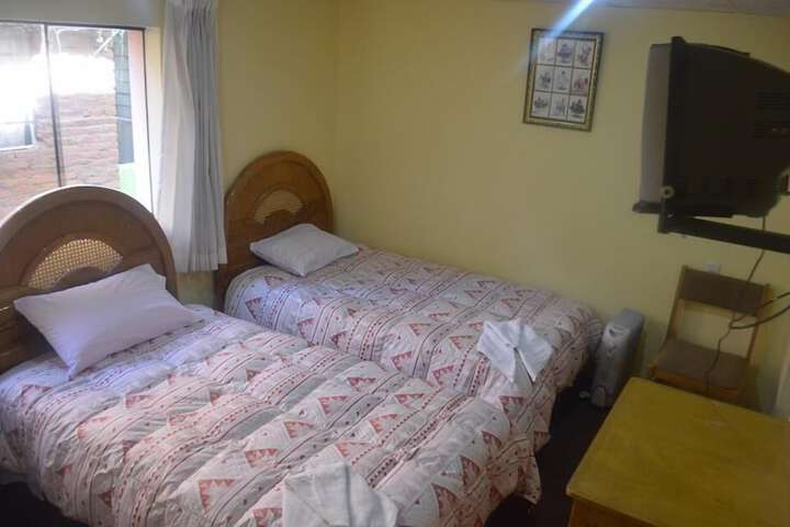 Room 14 of 65