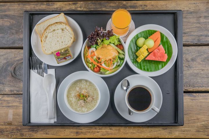 Breakfast/Coffee Service 25 of 34