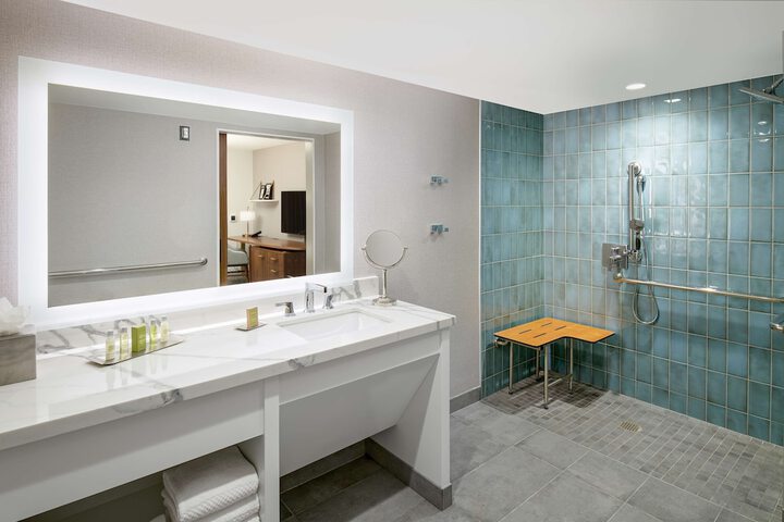 Bathroom shower