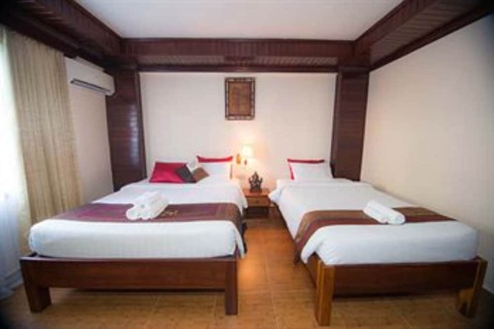 Room 4 of 53