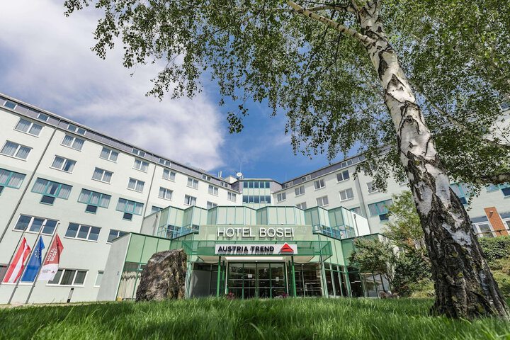 Hotel 75 of 78