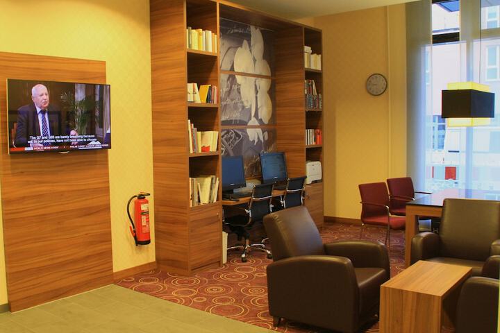 Guest Lobby
