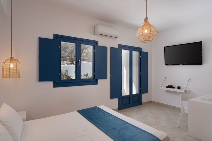Room 34 of 82