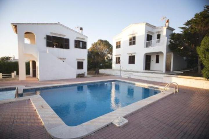 General 11 of 17