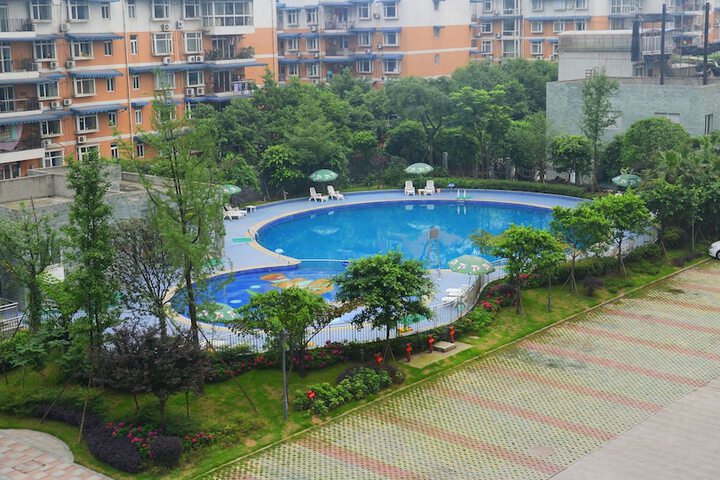 Pool Hotel