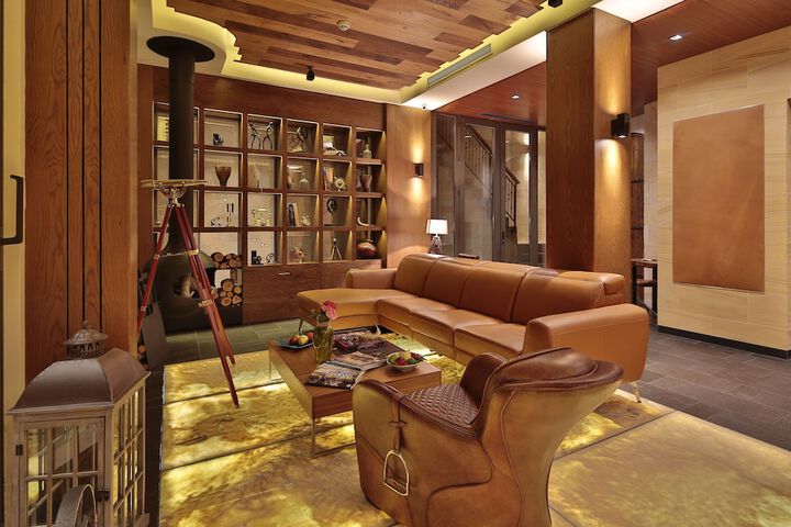 Hotel Interior 4 of 127
