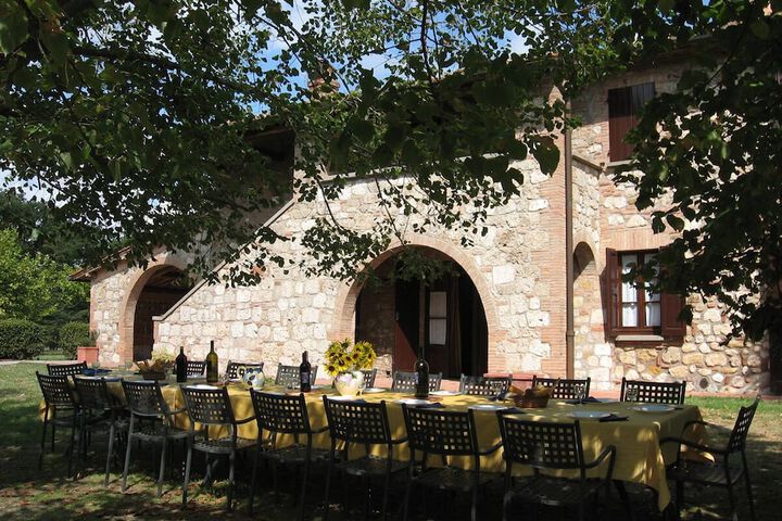 Hotel Exterior 56 of 71