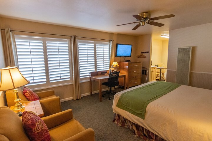 Room 15 of 49