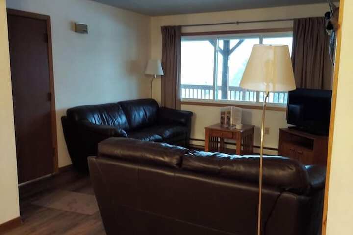 Room 13 of 21