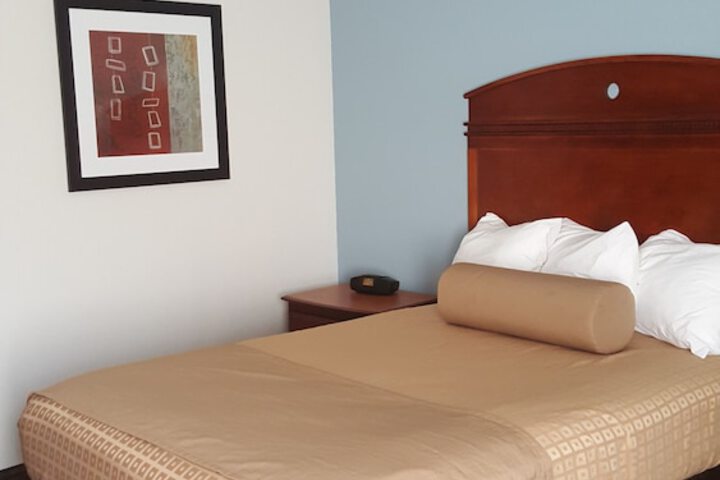 2 Double Beds (5 of 10)